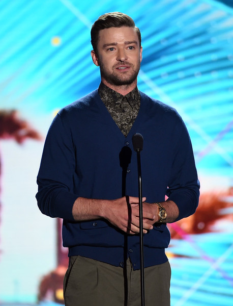 Watch Best Dressed Men Of The Week Feat video Watch Best Dressed Men Of The Week Feat video