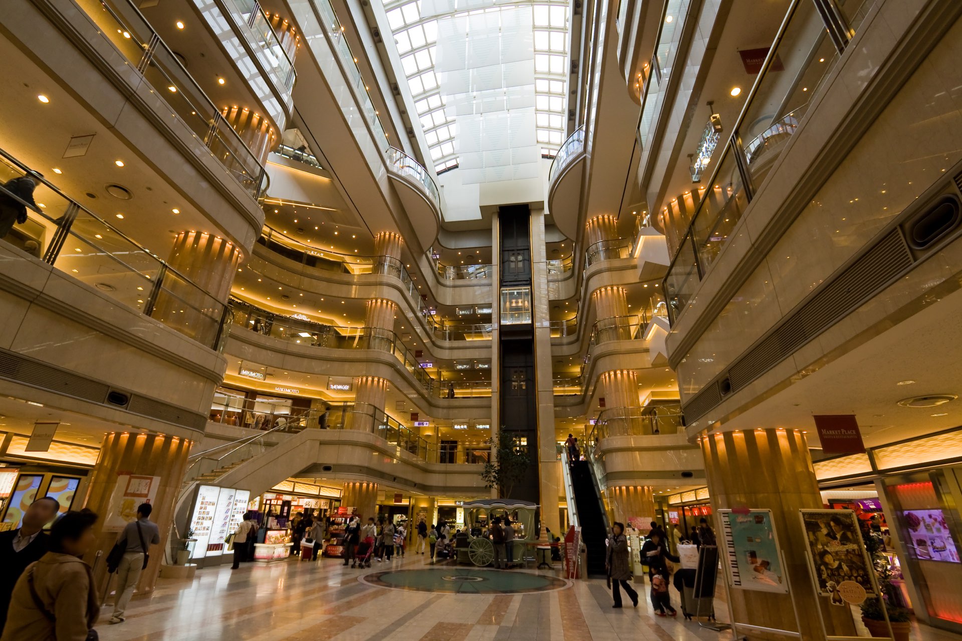 10 Best Airports In The World