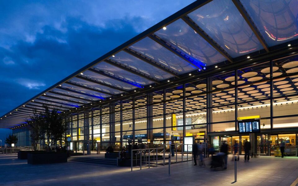 Terminal 4 Heathrow AirportLondonUnited Kingdom, Architect: 3D Reid Lighting Design By Pinniger & Partners, 2010, Heathrow Airport Terminal 4 Departures 2010 Exterior Wide View (Photo by View Pictures/UIG via Getty Images)