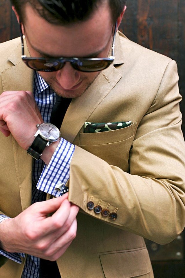 Khaki Suits Get Inspired With How To Wear The Trend