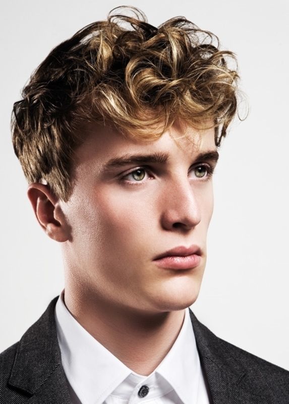  Hairstyles For Wavy Hair Boys 