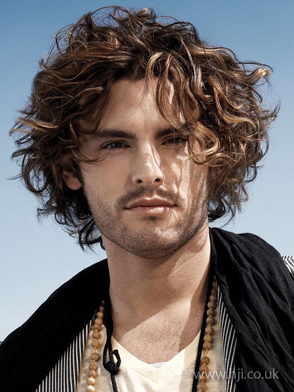 55 Men s Curly Hairstyle Ideas Photos Inspirations
