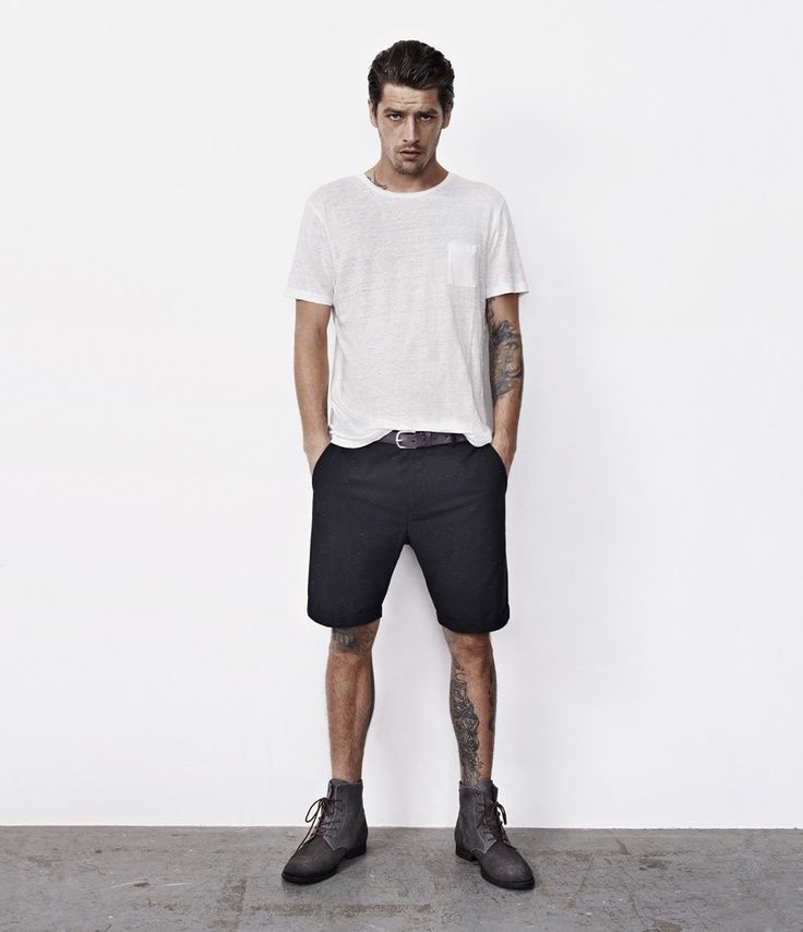 How To Wear Shorts The Right Way - A Modern Men's Guide
