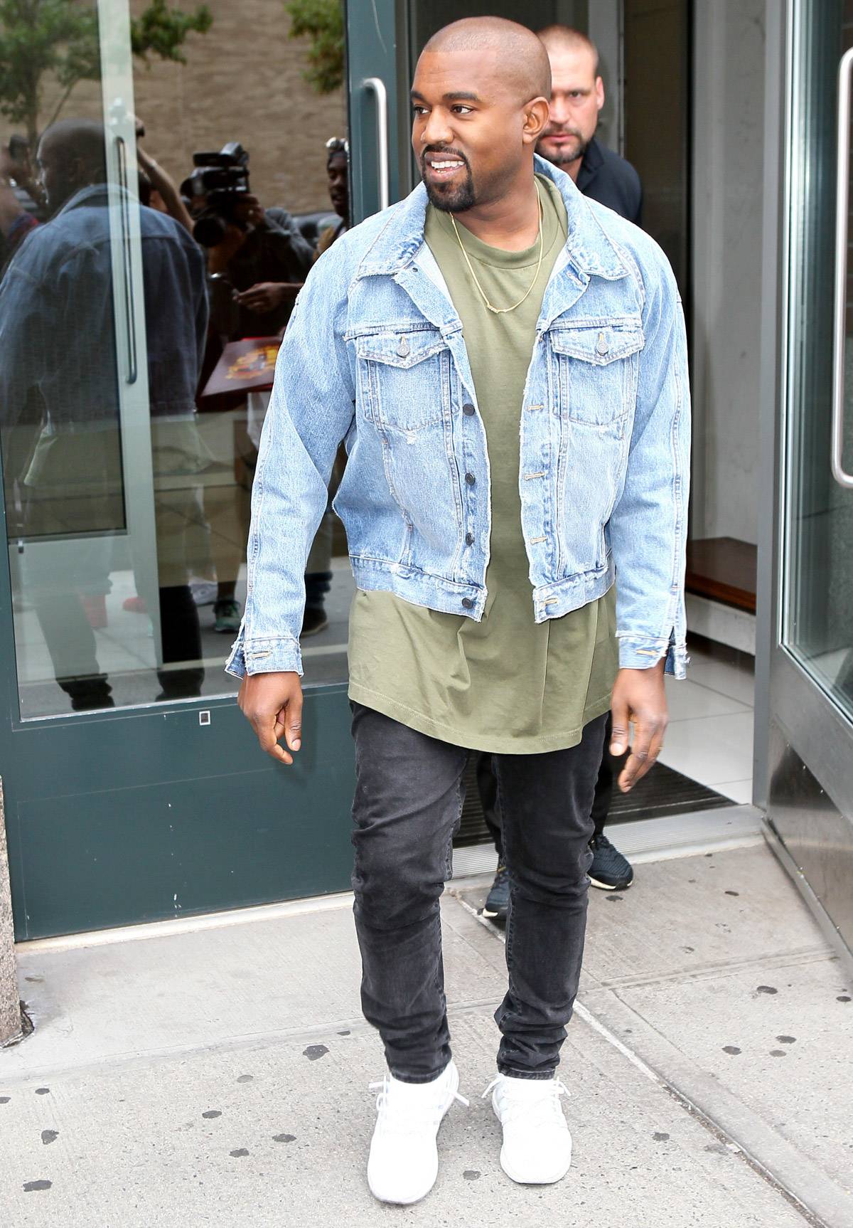 How To Get Kanye West S Style The Master Of Zero F Cks Fashion