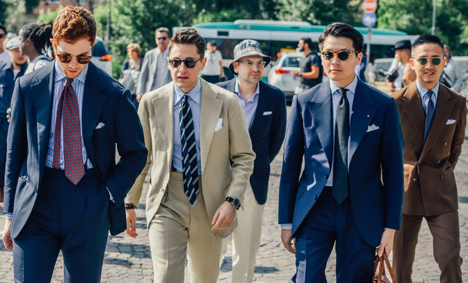 What Is Business Attire For Men? Explained [With Pictures]