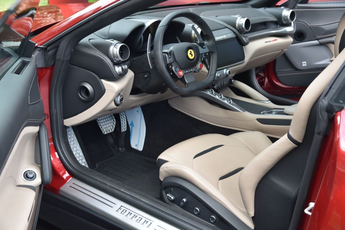 Ferrari f12 Berlinetta салон