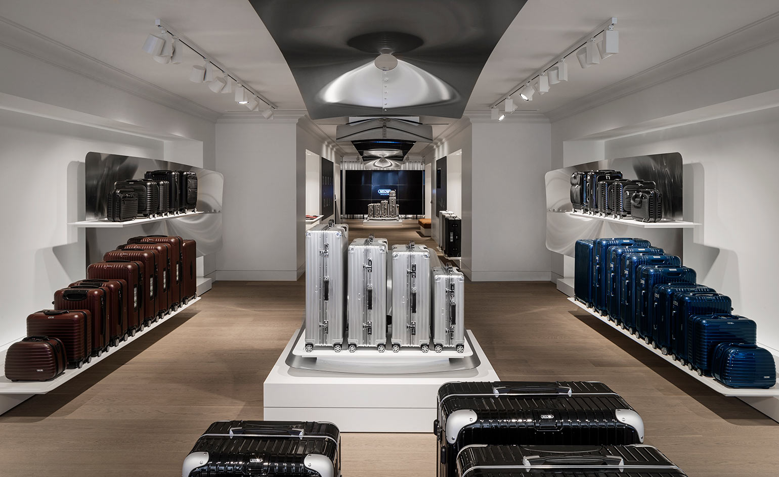 rimowa boutique