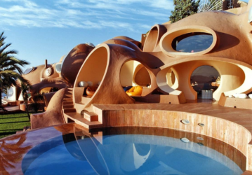 craziest houses in Europe