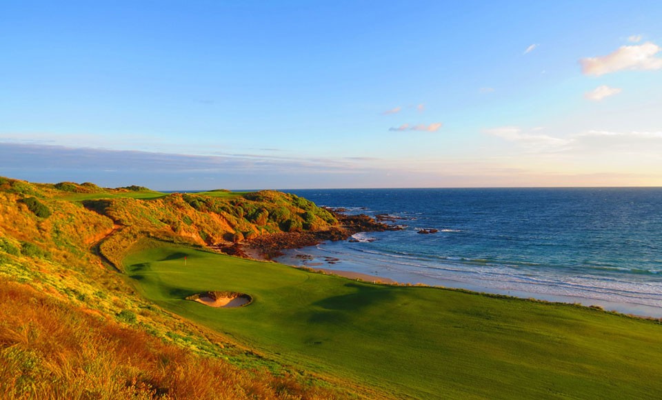 8 Tasmanian Golf Courses You Have To Play