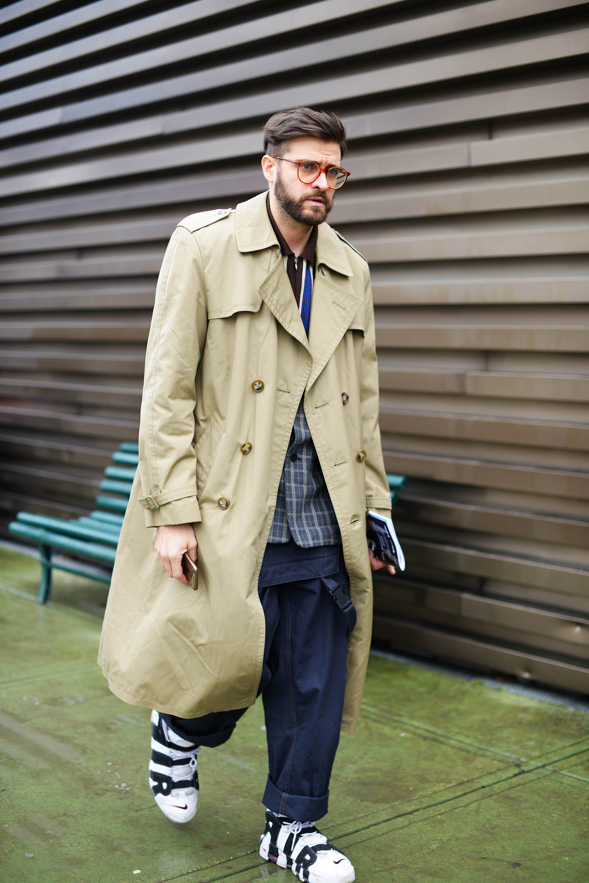 attire trench