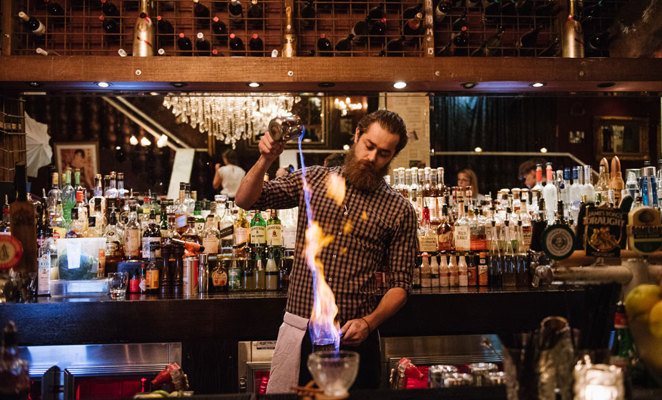 15 Best Cocktail Bars In Melbourne 2023