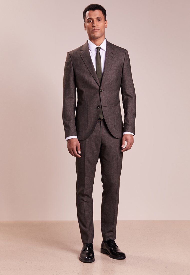 Cheap Suits - 18 Best Brands For Budget Conscious Men
