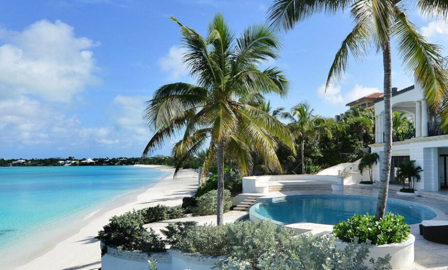 14 Spectacular Waterfront Homes Of The Bahamas