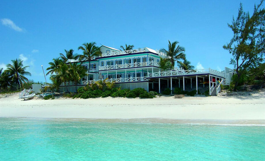 14 Spectacular Waterfront Homes Of The Bahamas