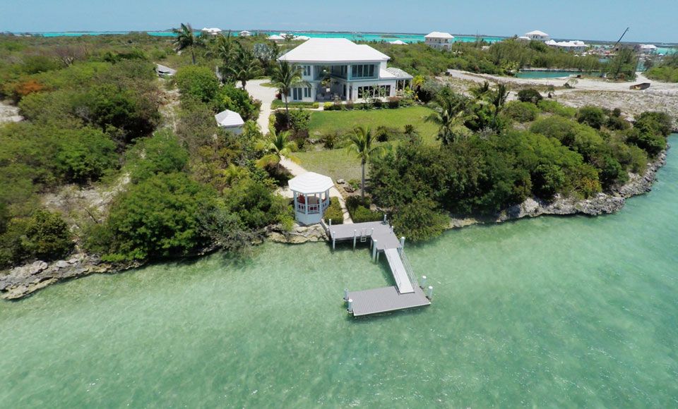 14 Spectacular Waterfront Homes Of The Bahamas