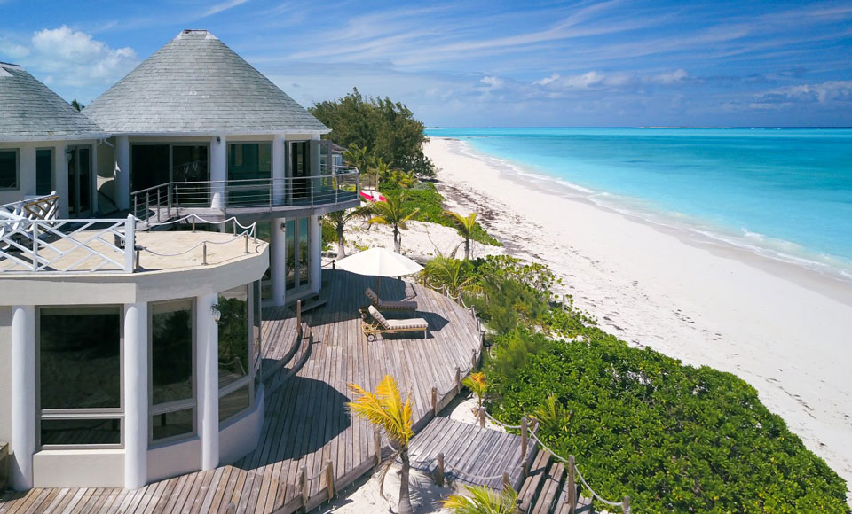 14 Spectacular Waterfront Homes Of The Bahamas