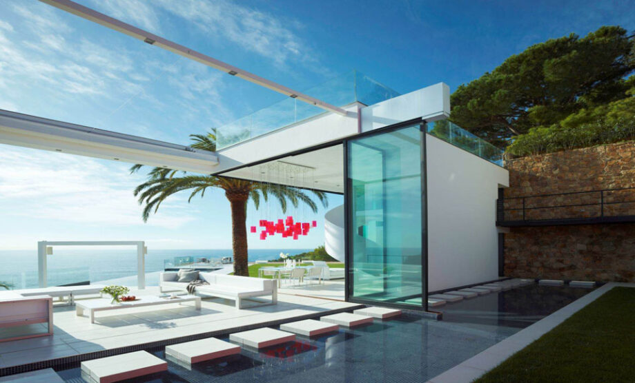 12 Cool Waterfront Homes Of Spain You Need To See