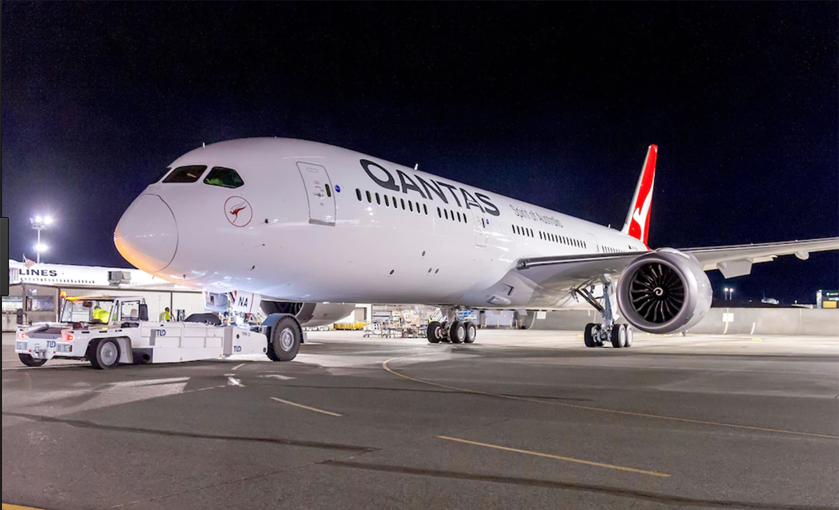 I Unexpectedly Flew QANTAS' 787 Dreamliner: Just Hype Or A Dream Come True?