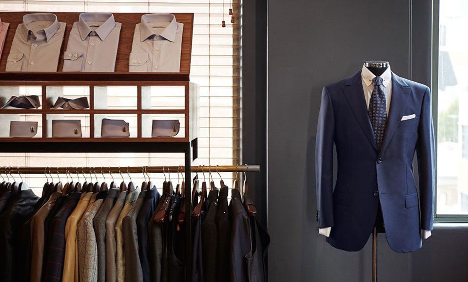 How To Buy The Right Suit Size - A Modern Men's Guide