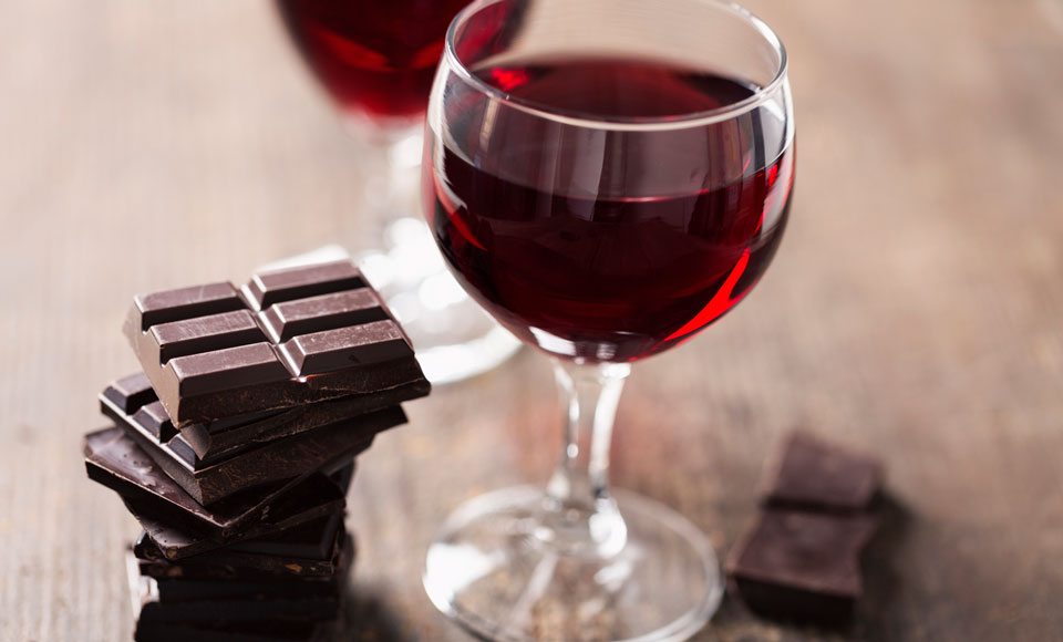 Scientists Recommend Wine Over Chocolate This Easter