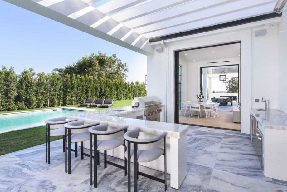 Lebron James&rsquo; Epic New Mansion - Take A Sneak Peek