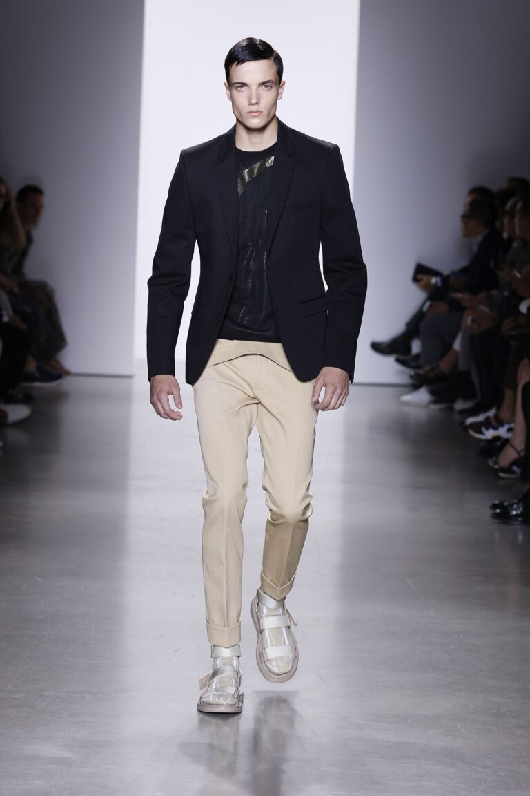 Black Blazer Outfits How To Wear It