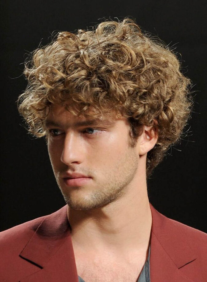 Curly Hair-14 Beard looks for Men who have Curly Hair.