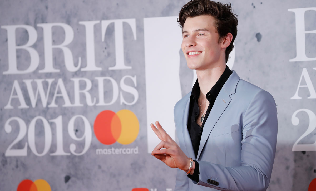 Shawn Mendes’s Suit Is An Easy Way To Dress Down