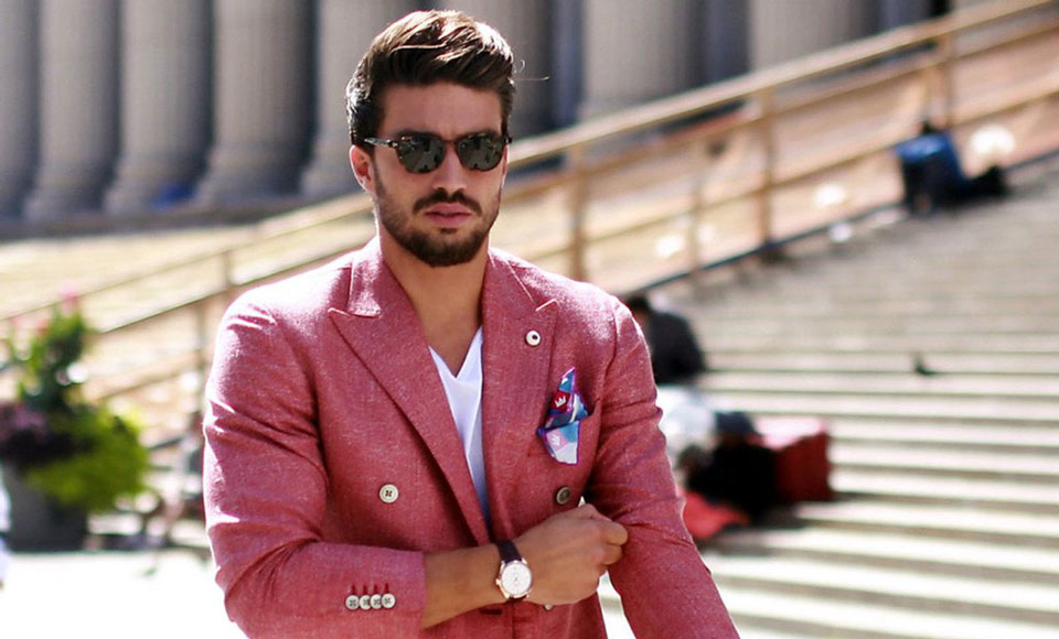 How To Wear A Red Suit When You’re A Guy