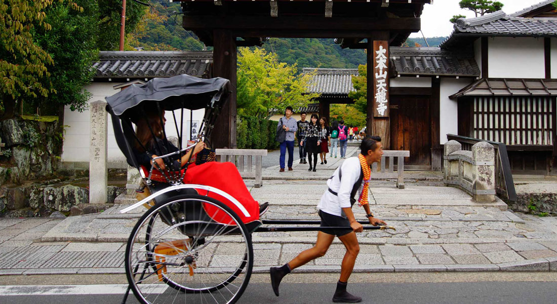 Famous Japanese City Introduces $130 Fine To Stop Tourists Exploiting Residents