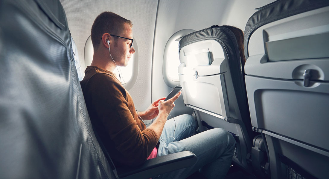 The Truth About Airplane Mode Pilots Don't Want You To Know