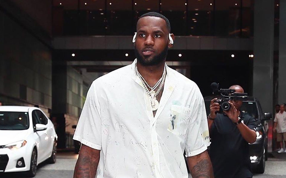 Lebron James’ Earbud Flex Is The Move You’ll Be Rocking Next Summer