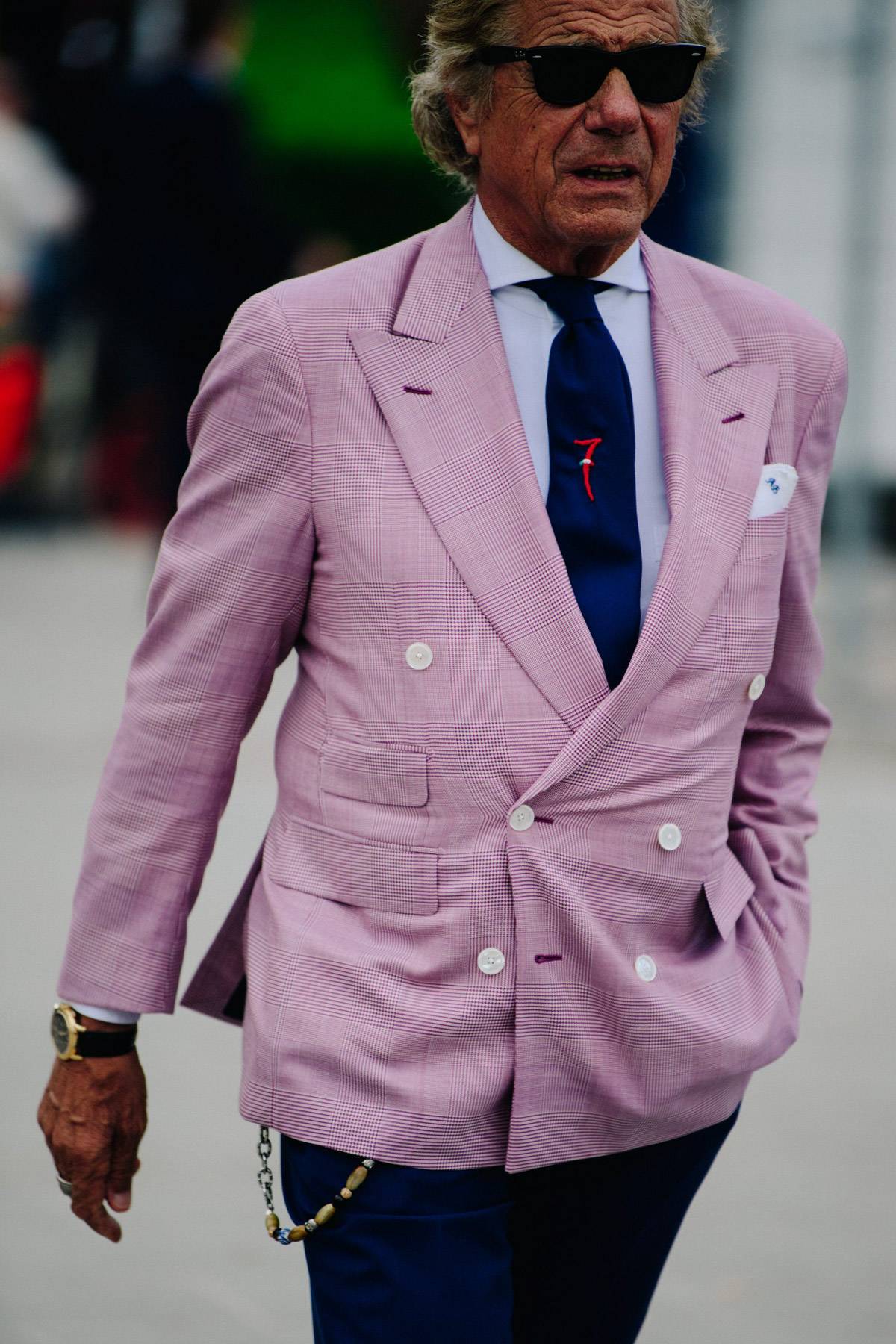 How To Wear Pink - A Modern Men's Guide