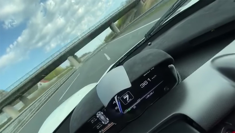 LaFerrari Top Speed: Watch Owner Hit 372 km/h On Autobahns
