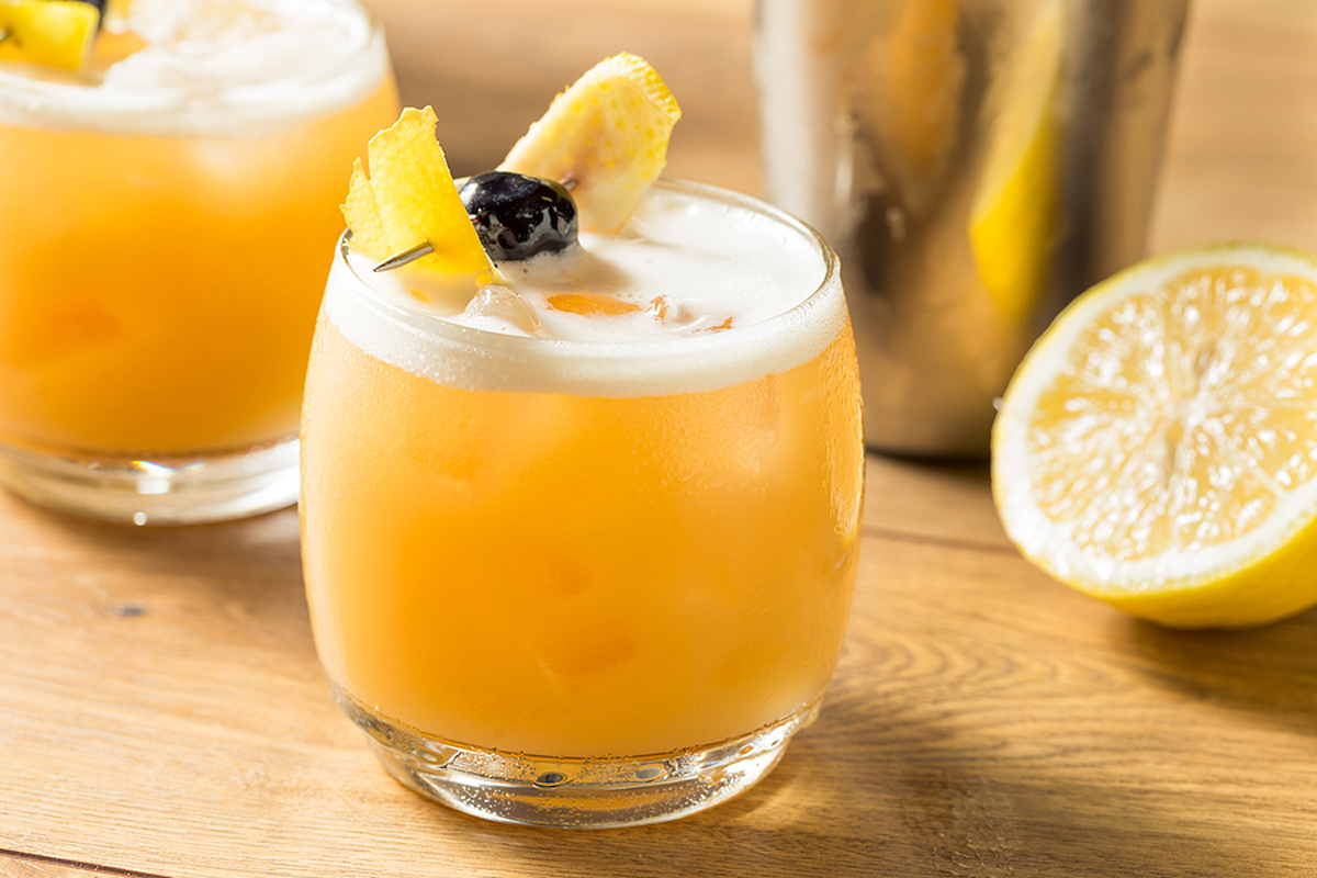 How To Make A Wonderfully Sophisticated Whiskey Sour