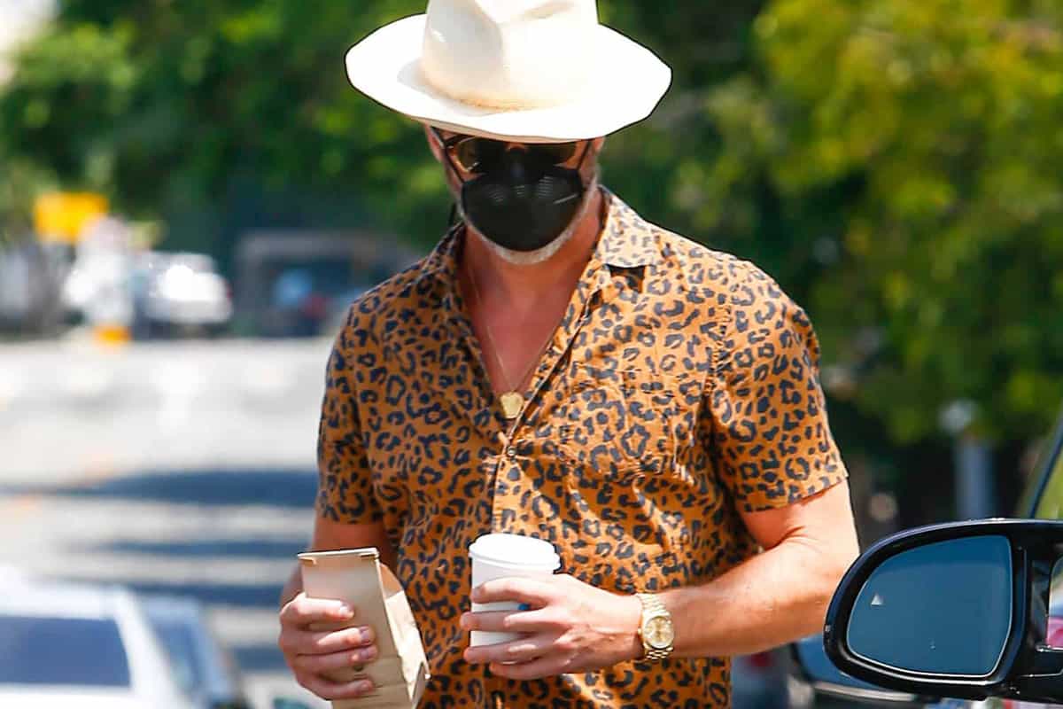 Chris Pine Wins Summer With Pristine Shirt, Shoes &amp; Rolex Combination