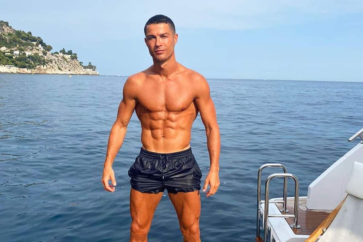Shirtless Cristiano Ronaldo Sets Bar Unfairly High