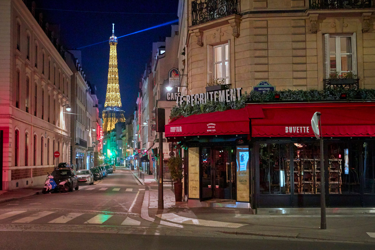 Eerie Photos Show Impact Of New Curfew On Paris