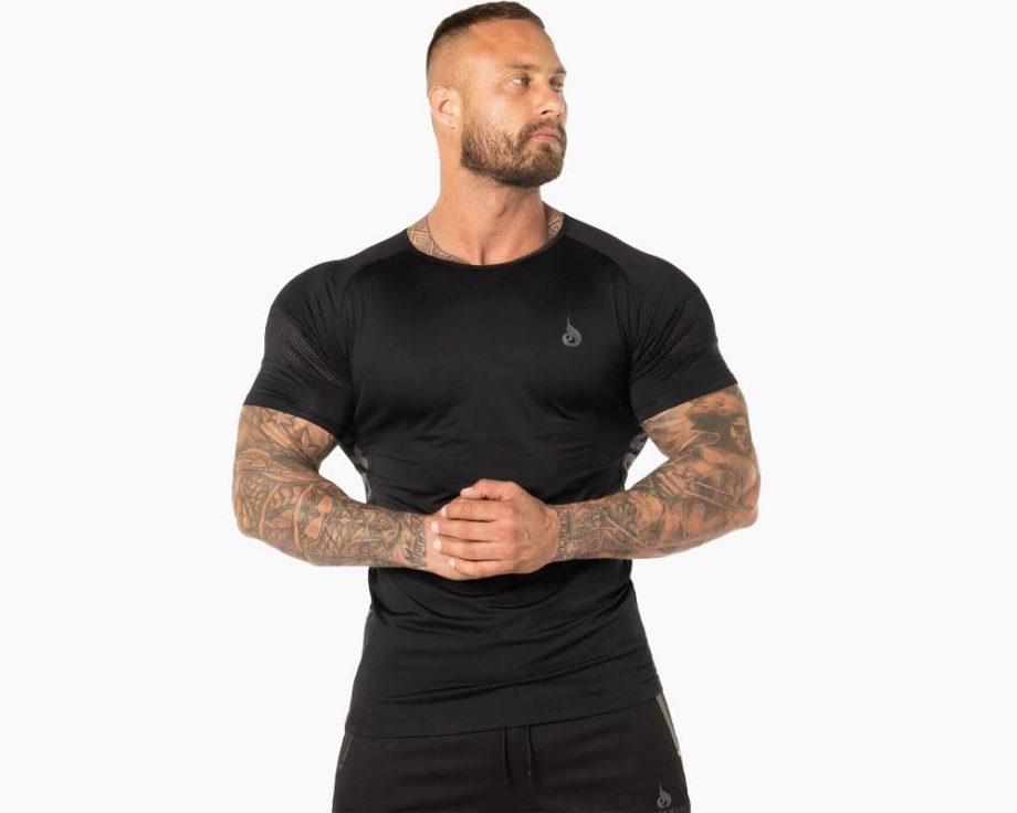 Best Gym Tops & Shirts For Men [2021 Edition]