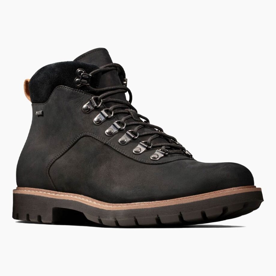Best Hiking Boots & Shoes For Men [2021 Edition]