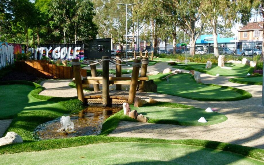 8-Best-Putt-Putt-Golf-Courses-In-Sydney-City-Golf