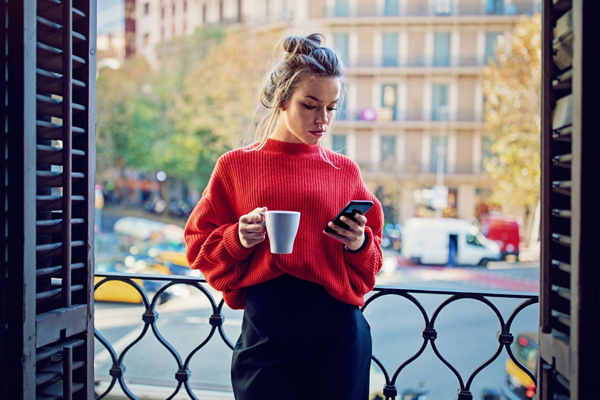 Couple’s Monumental Paris Screw Up Proves Romantic Gestures Don’t Always End Well