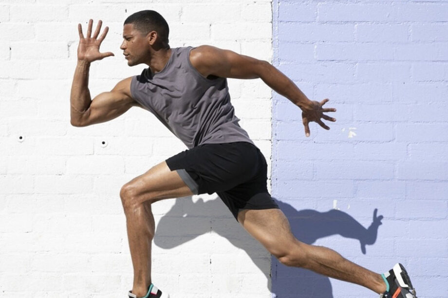 40 Best Gym Clothing Brands For Smashing Workouts [2023]