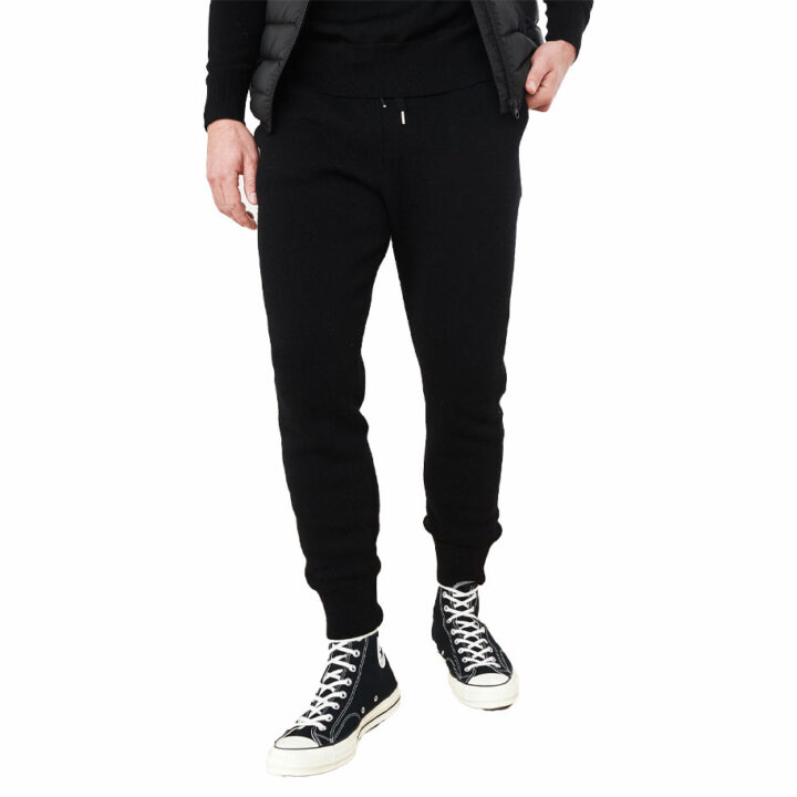 32 Best Men's Pants Brands For Everyday Awesomeness