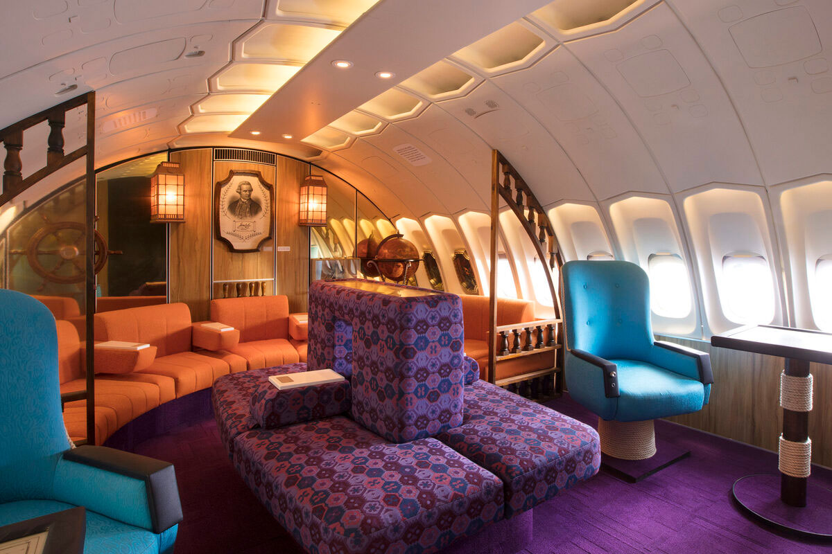 Incredible 'Shagadelic' Airline Lounge Reveals Forgotten Era Of Luxury Air Travel