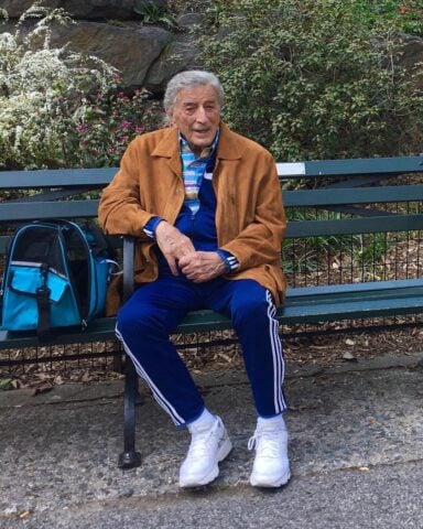 Legendary Singer Tony Bennett Proves Age Is No Barrier To Good Style