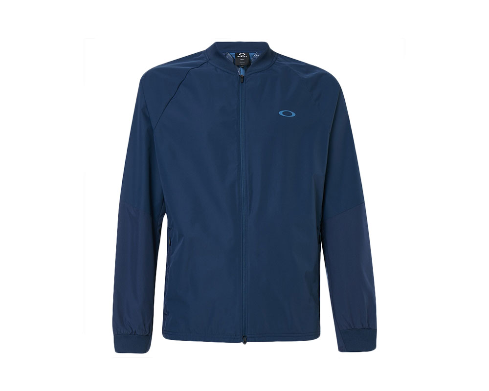 Best Golf Waterproof Jackets For Men [2021 Edition]