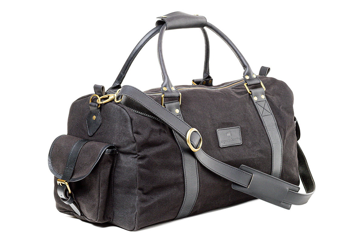 Best Duffel & Weekend Bags For Men [2021 Edition]