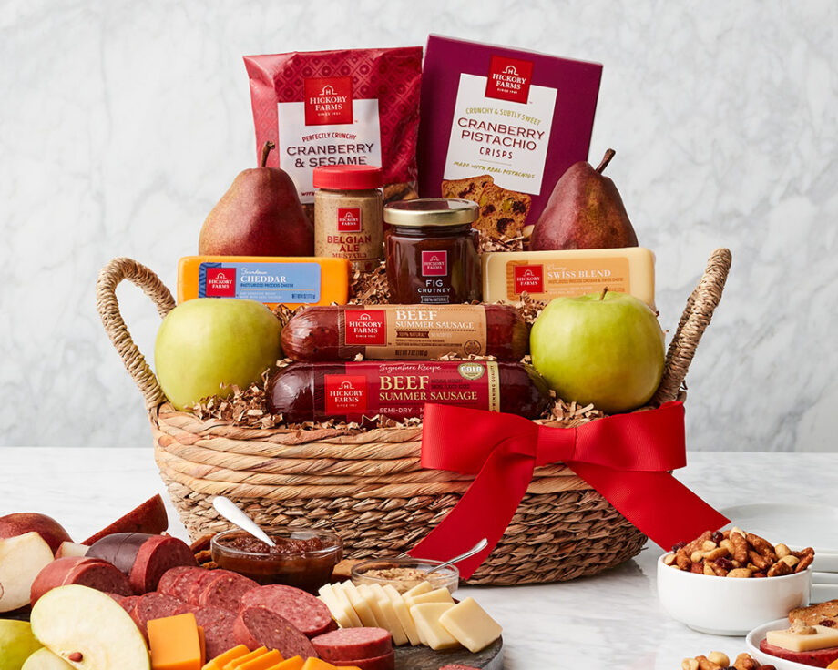 Hickory Farms Fruit and Snack Gift Basket