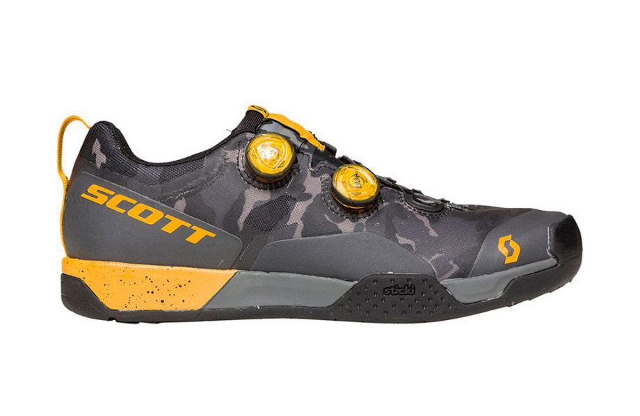 Best Mountain Bike Shoe Brands [2021 Edition]